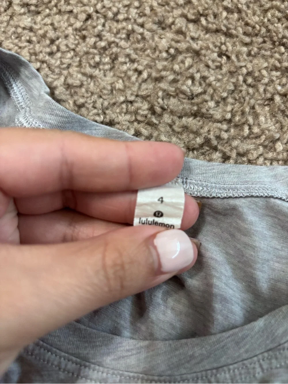 Lululemon Long Sleeve Top in Light Gray Size 4